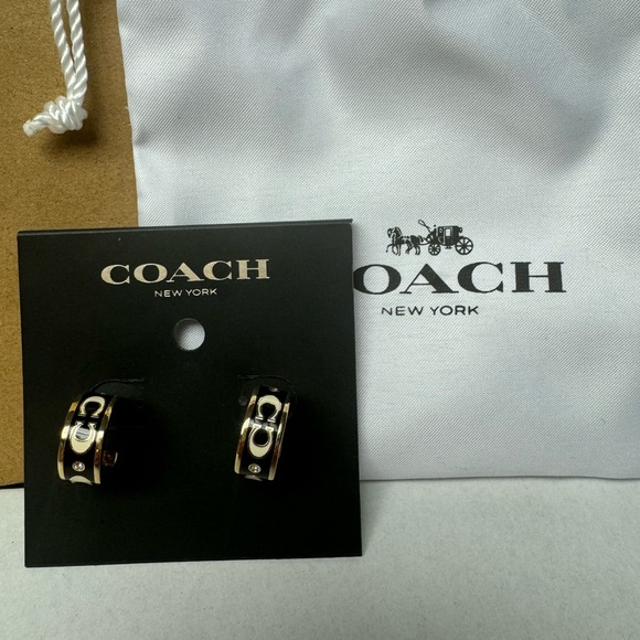 Coach NWT signature enamel huggie earrings - Picture 3 of 5